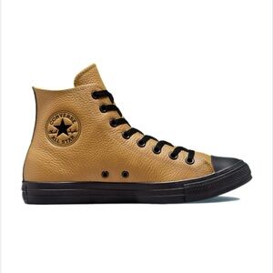 Converse chuck Taylor all star lined Tan and Black leather High-Top Sneakers